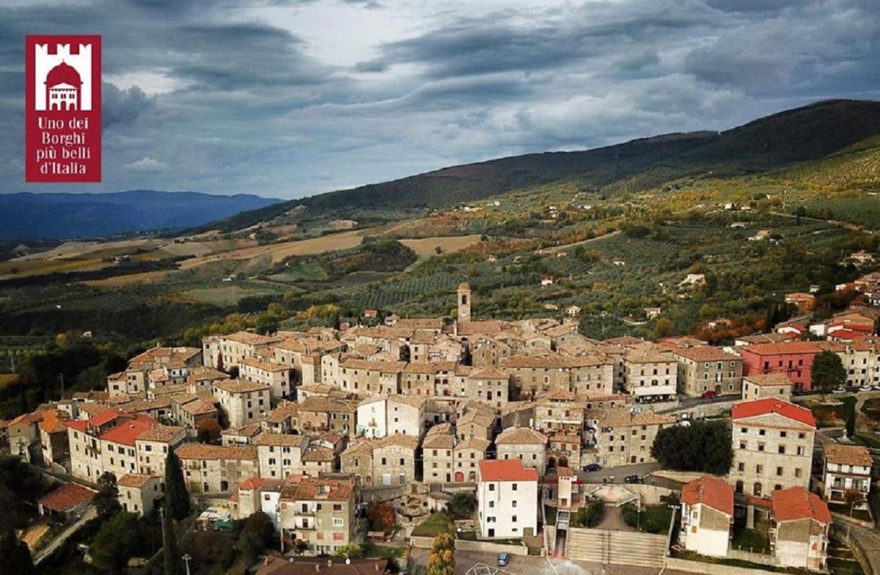 Casa Vacanze L'Orizzonte Montecchio  Exteriér fotografie