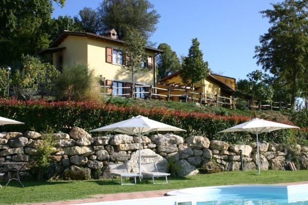Casa Vacanze L'Orizzonte Montecchio  Pokoj fotografie