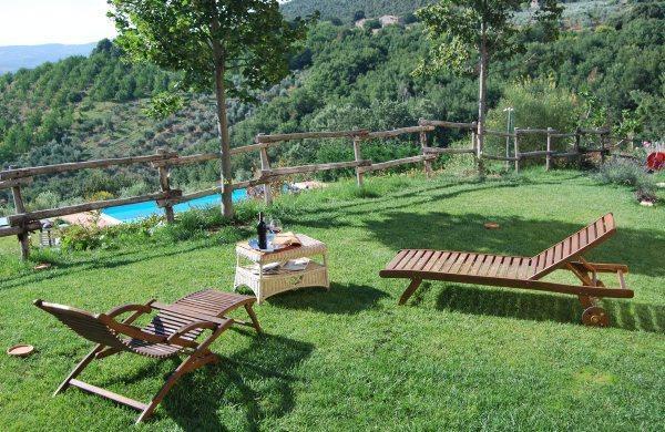 Casa Vacanze L'Orizzonte Montecchio  Exteriér fotografie